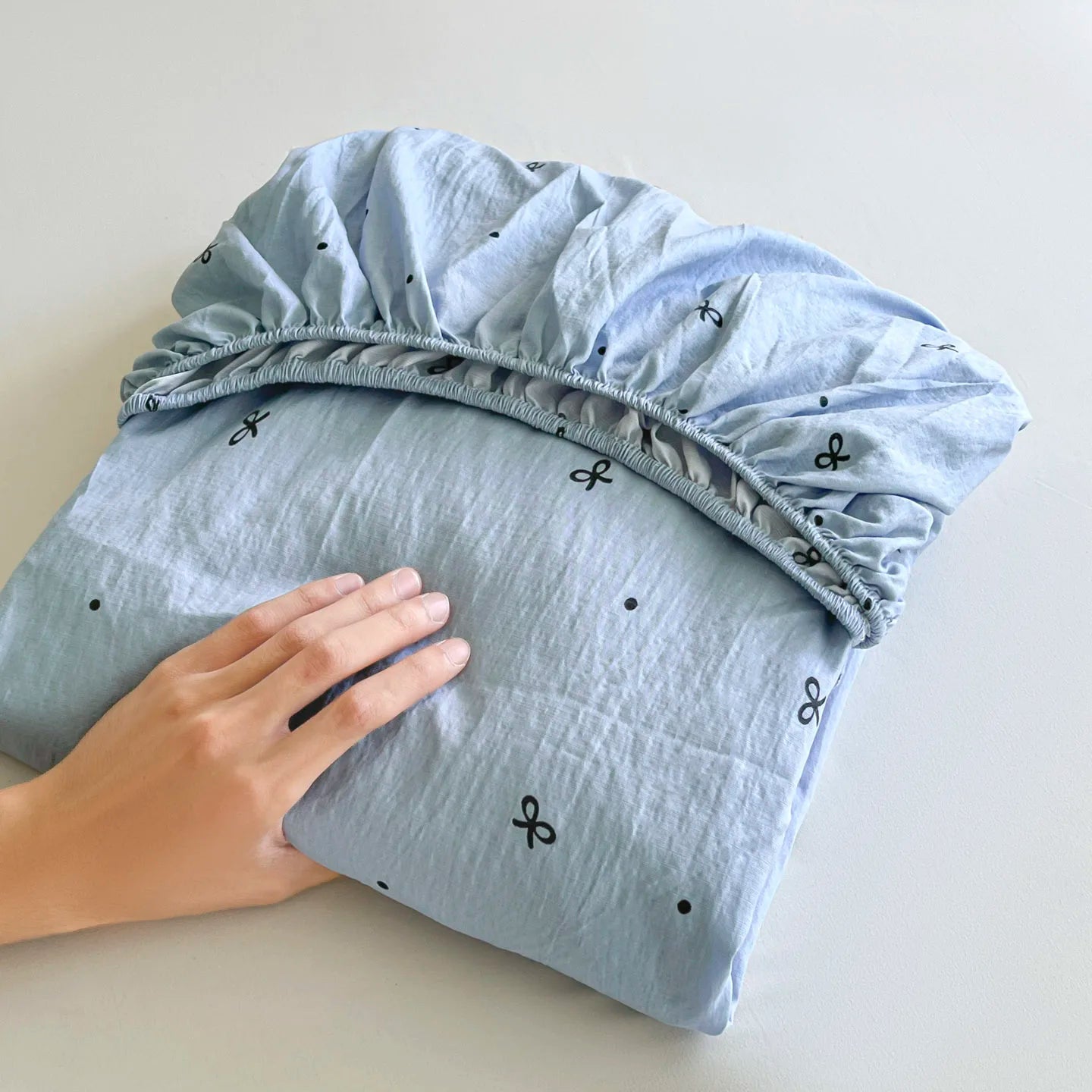 Simple Bow Bed Sheets Set Princess Fitted Sheet Set Non Slip Bedspread With Elastic Band Mattress Cover Double Bed Sheets