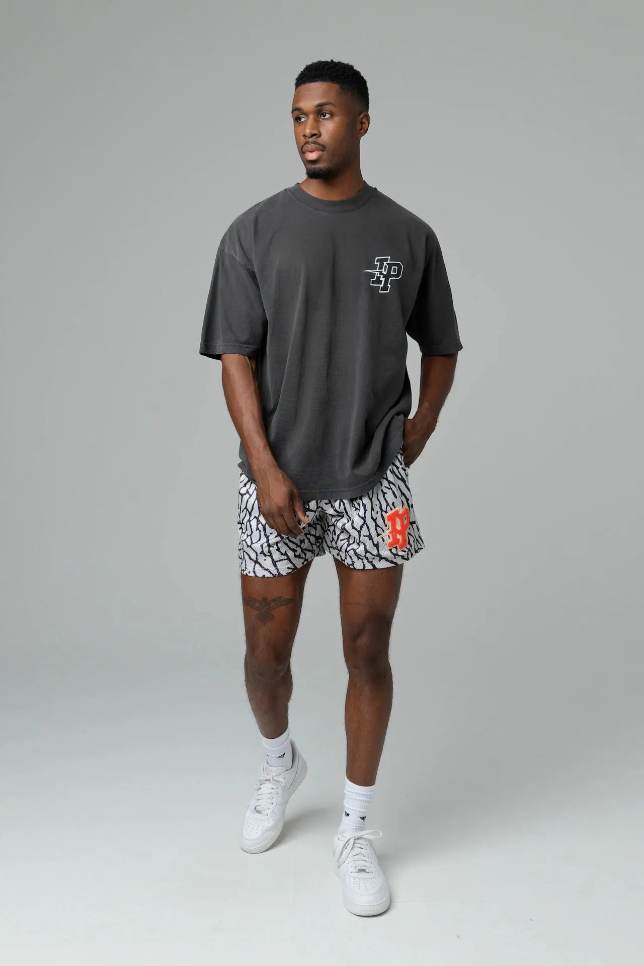 2025 NEW American Casual Shorts Men's Fitness Sports Basketball Running Quick Dry Summer Mesh Breathable Training Quarter Pants