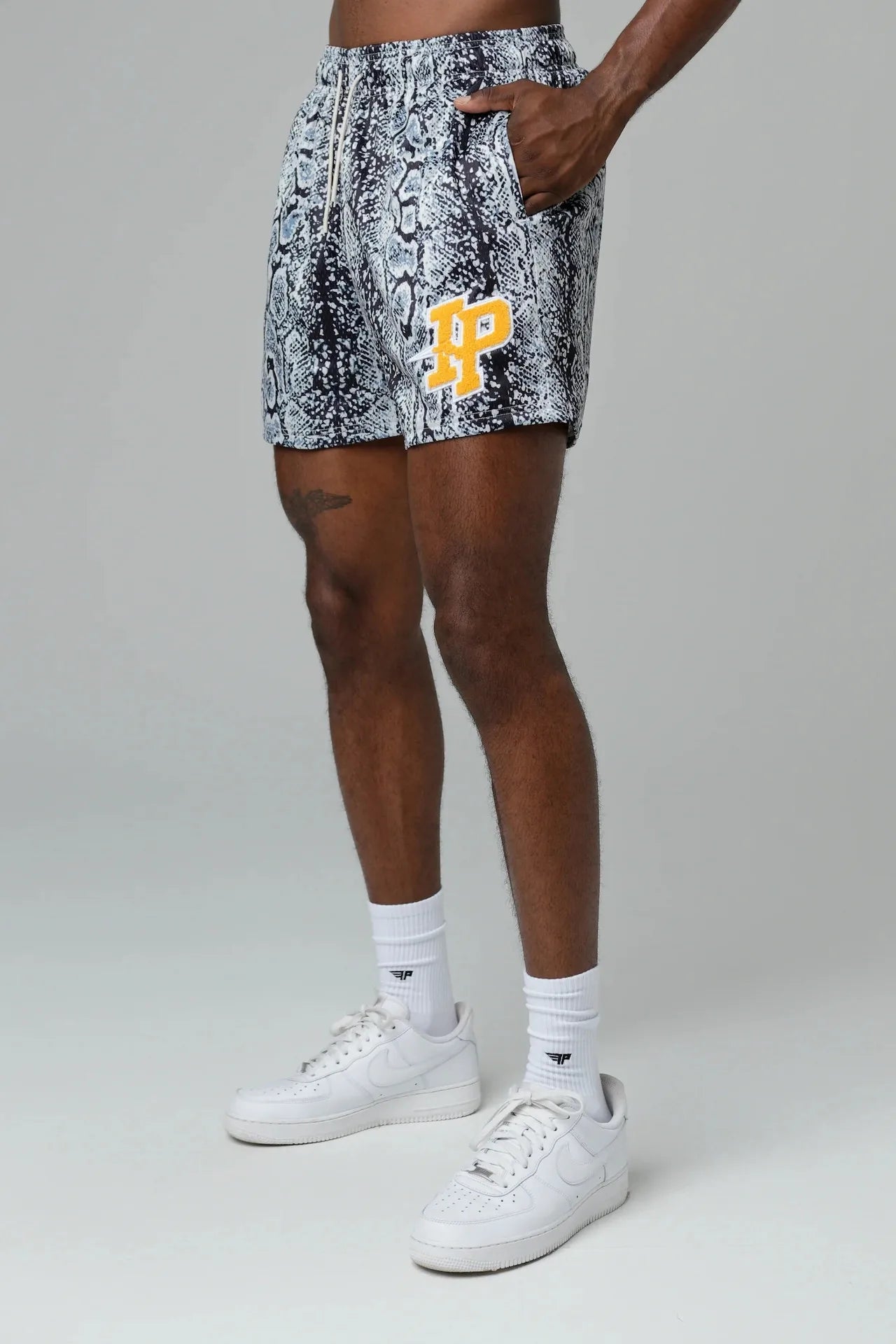 2025 NEW American Casual Shorts Men's Fitness Sports Basketball Running Quick Dry Summer Mesh Breathable Training Quarter Pants